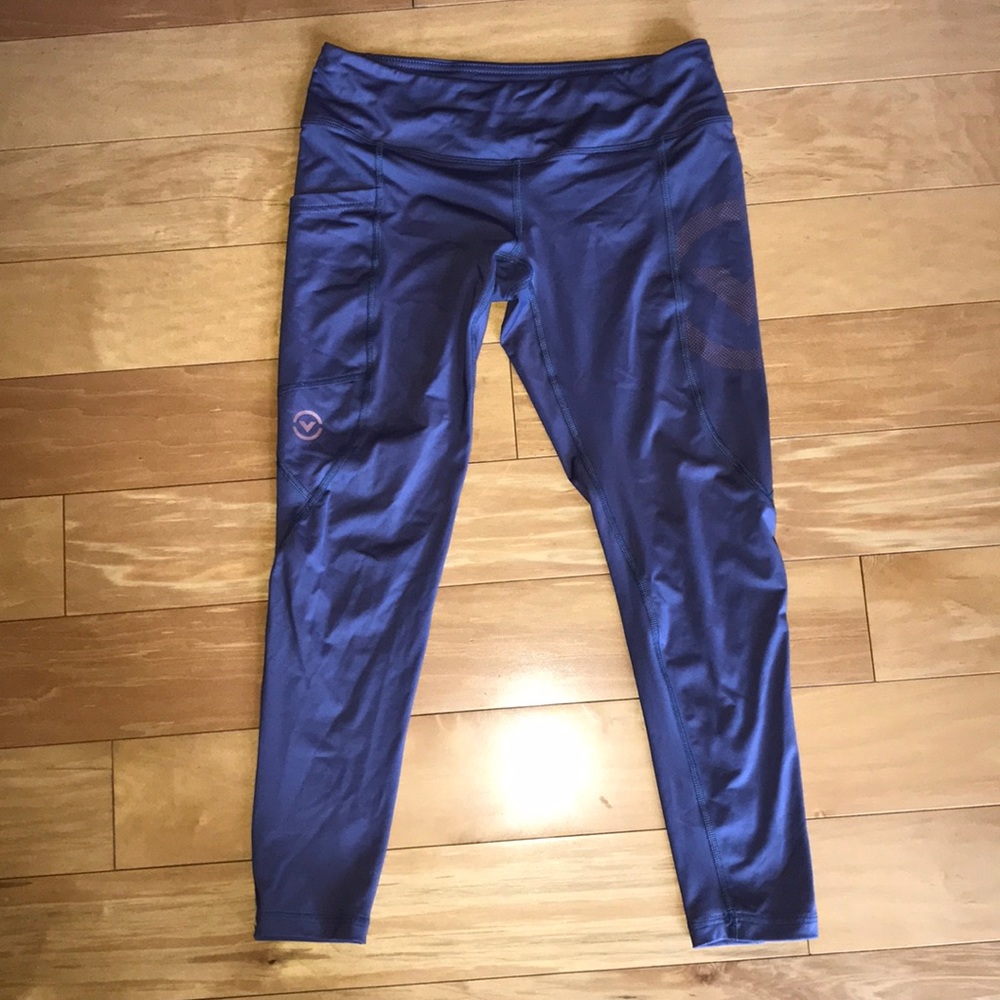 RARE collection Virus crop leggings with pocket